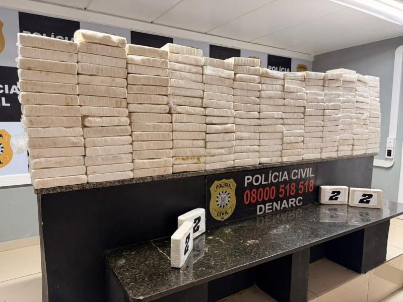 Polícia Civil apreende 201 quilos de cocaína durante abordagem na BR-290, em Porto Alegre