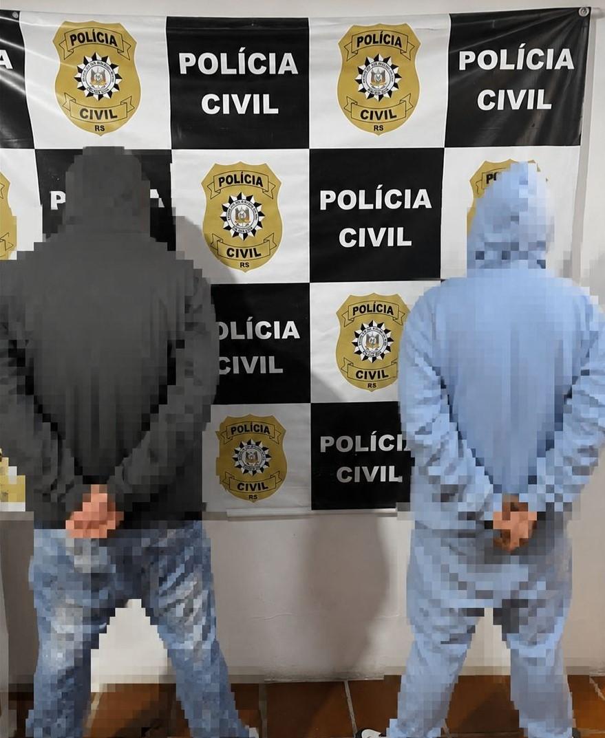Polícia Civil prende dois investigados por agressão e incêndio de residência em Charqueadas