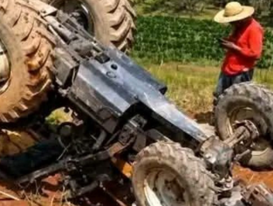RS: agricultor de 80 anos m0rr3 em acidente com trator