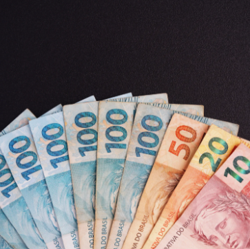 40% dos investidores já resgataram aplicações para pagar dívidas, aponta pesquisa da Serasa