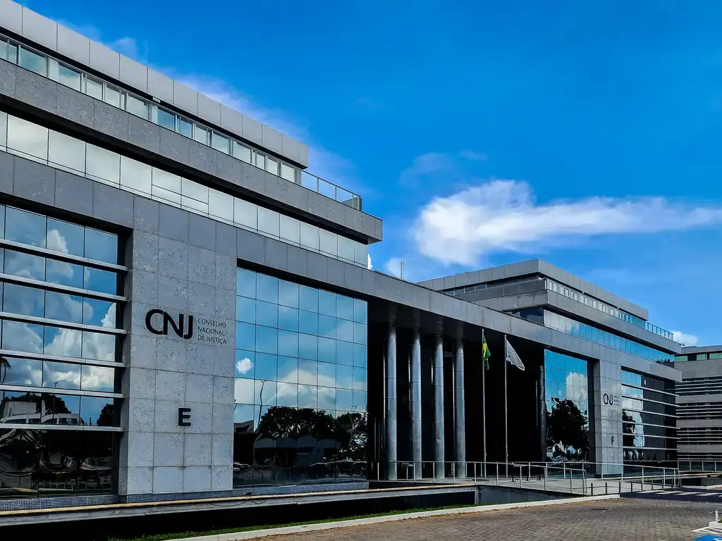 CNJ inicia revisão de pagamentos no Judiciário após identificar remunerações superiores a R$ 1 milhão em um único mês