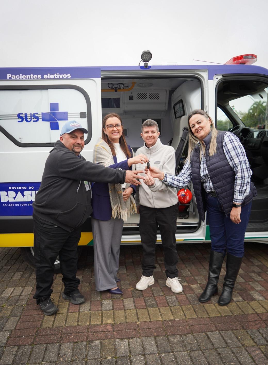 Guaíba recebe ambulância adquirida com recursos do Novo PAC para reforçar atendimento na saúde