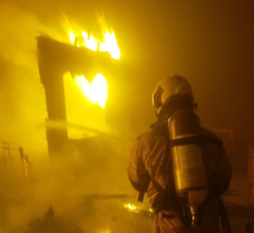 Incêndio atinge área gastronômica da ExpoBento/Fenavinho durante a madrugada em Bento Gonçalves