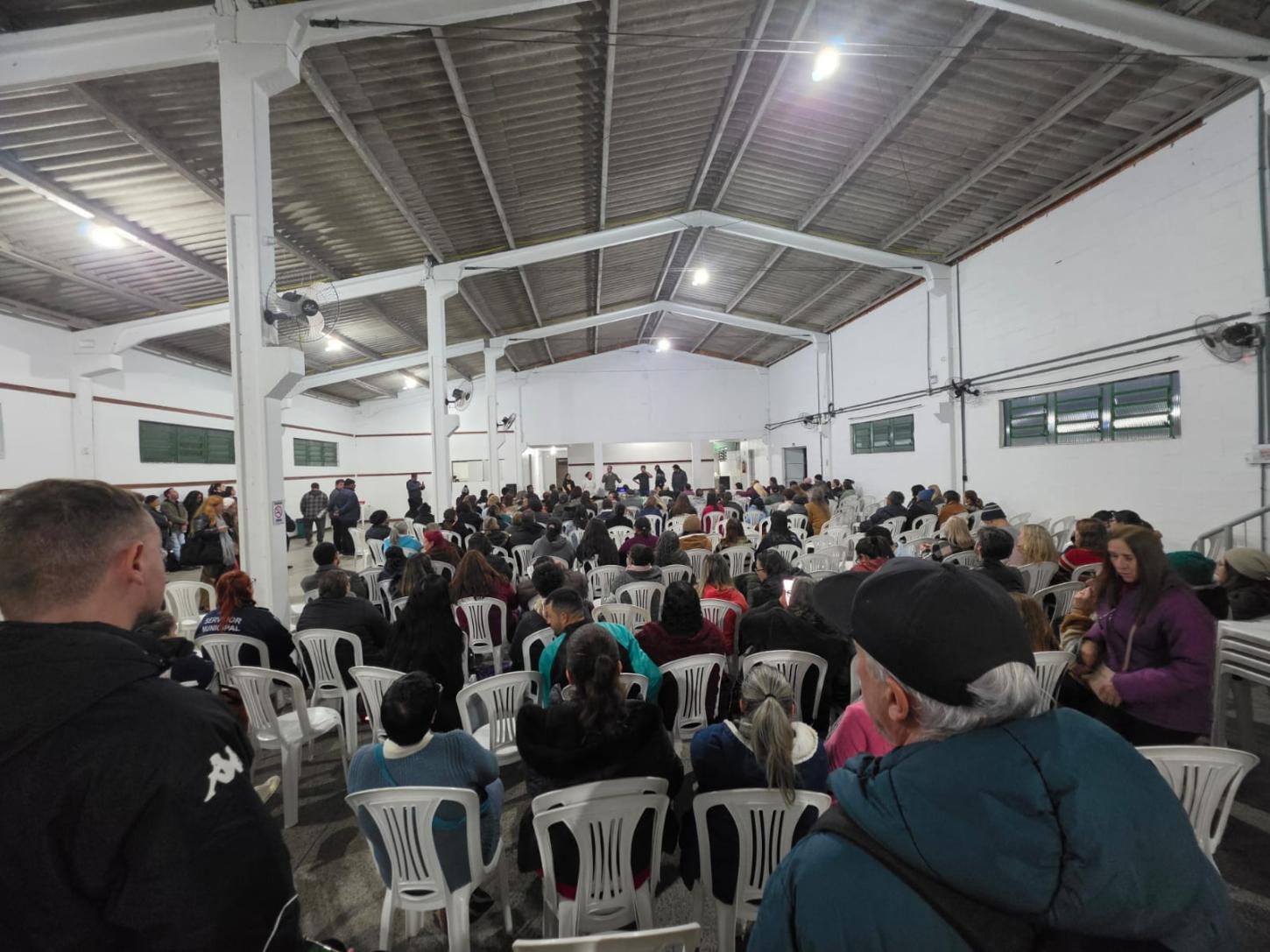 Servidores municipais de Guaíba entram em estado de greve após decisão em assembleia