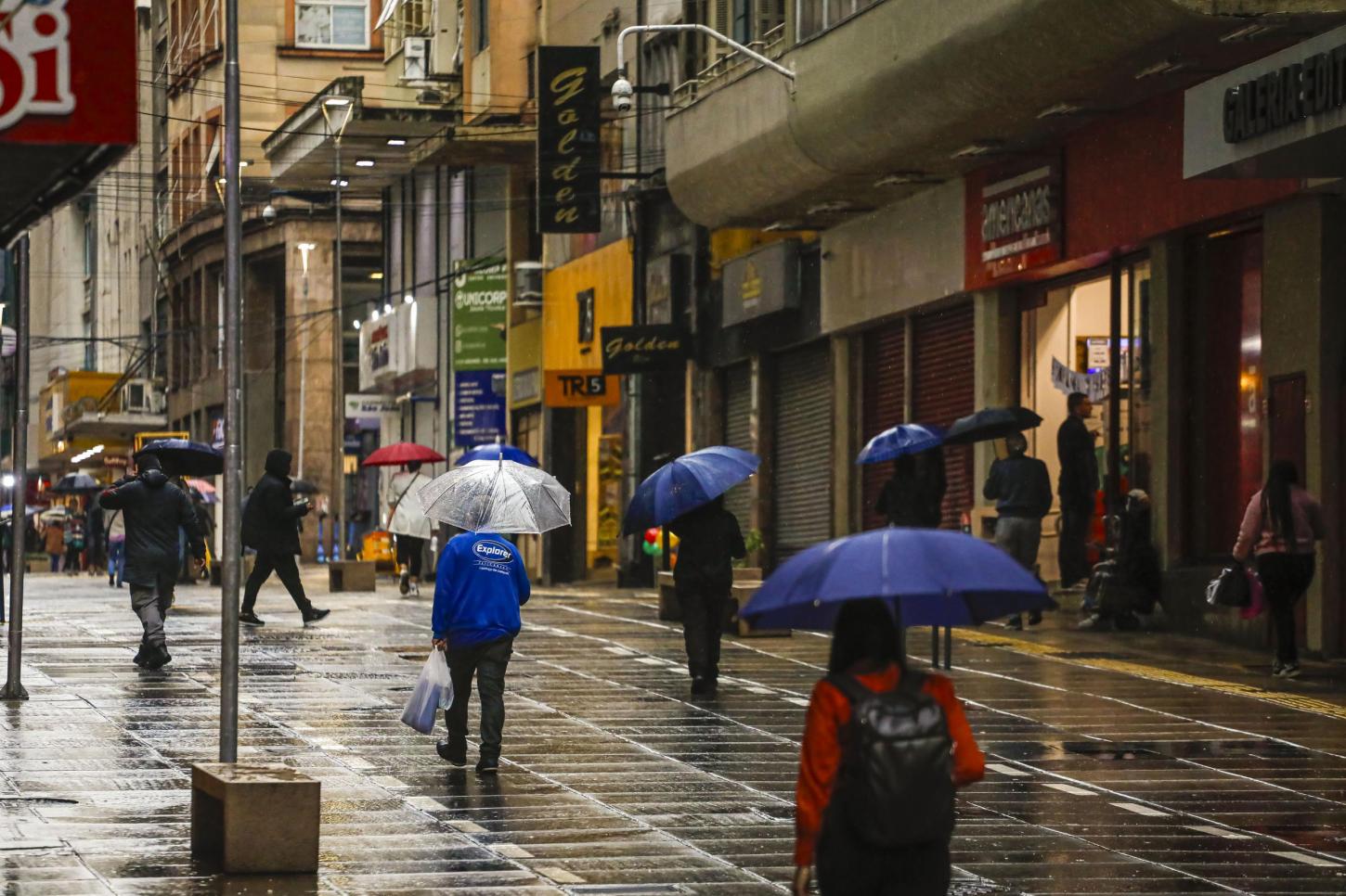 Defesa Civil alerta para nova sequência de tempestades no RS a partir de domingo