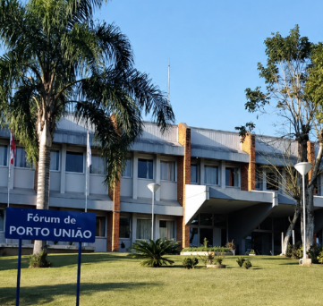 Justiça determina retirada de nome de mulher de registro como mãe após DNA comprovar ausência de vínculo