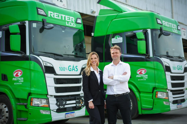 Transportadora gaúcha incorpora 220 caminhões a gás e amplia frota sustentável para 600 veículos