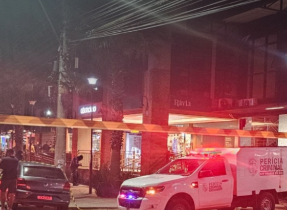 Três homens morrem após roubo a loja de perfumaria e confronto com a Brigada Militar em Alvorada