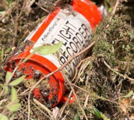 Caixa-preta de helicóptero que caiu com cantor Rick é recuperada pelo Cenipa em Santa Catarina