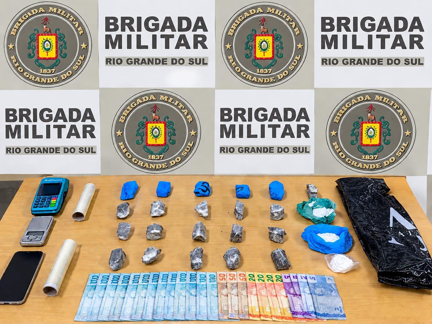 Homem é pr3s0 com maconha, cocaína e mais de R$ 1,5 mil em Sertão Santana