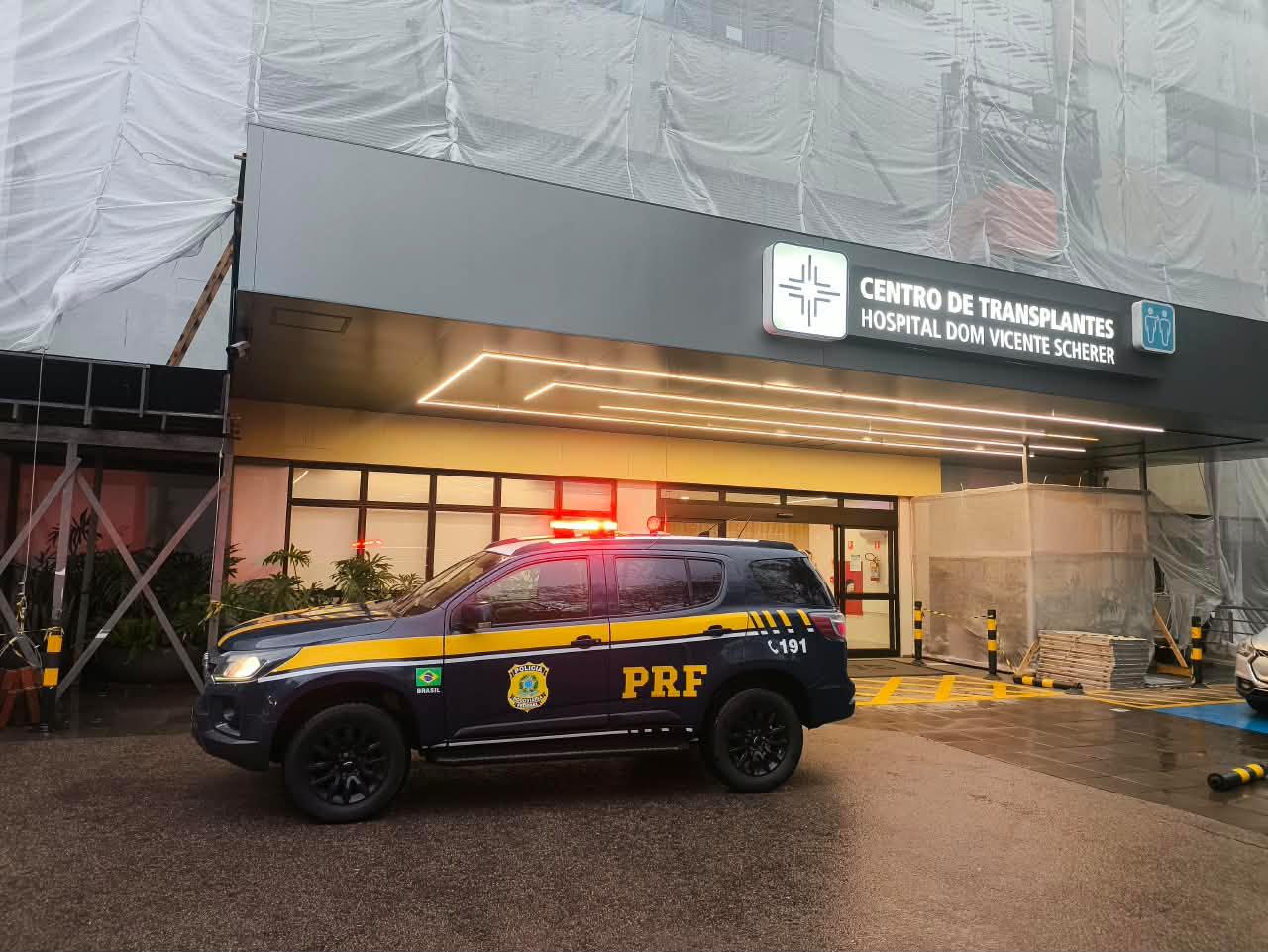 PRF realiza escolta de paciente de 26 anos de Pelotas a Porto Alegre para transplante urgente de rim