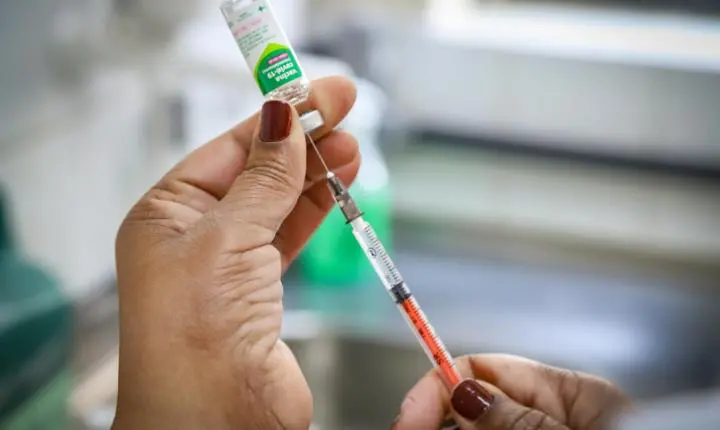 Anvisa atualiza regras e determina adequação das vacinas contra a Covid-19 às novas variantes
