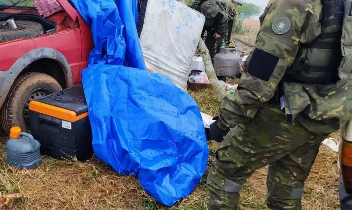 Brigada Militar prende dois homens e apreende arma, munições e armadilhas no Parque Estadual Delta do Jacuí