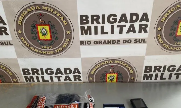 Brigada Militar prende homem por furto no Centro de Butiá