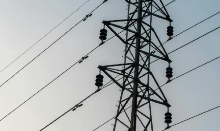 CEEE Equatorial fica em último lugar em ranking nacional da Aneel sobre qualidade no fornecimento de energia