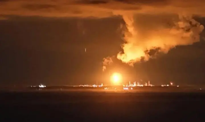 Clarão observado em Porto Alegre e cidades da região foi causado por atividade no Polo Petroquímico