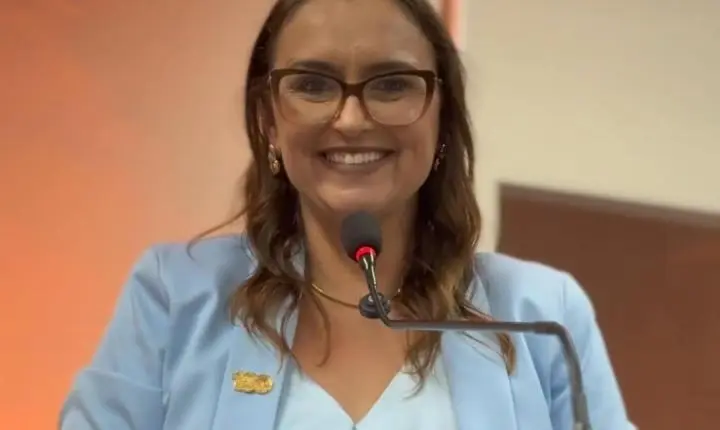 Claudinha Jardim toma posse como prefeita de Guaíba e diz: “Não começo do zero; vamos dar continuidade ao que vem dando certo”