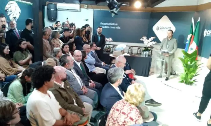 CRMV-RS reúne veterinários do Brasil para discussão de temas da medicina veterinária na Expointer