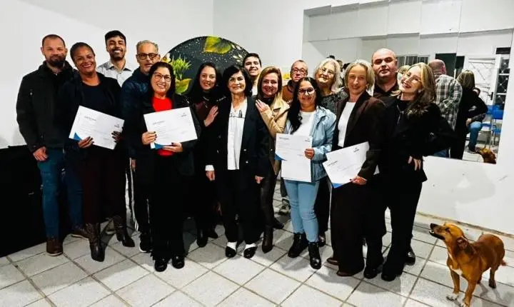 Eldorado do Sul conclui cursos de finanças e empreendedorismo digital com cerimônia de formatura