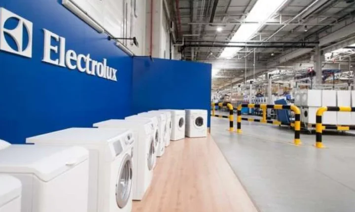 Electrolux confirma fechamento da terceira fábrica e total de demissões chega a 2,7 mil