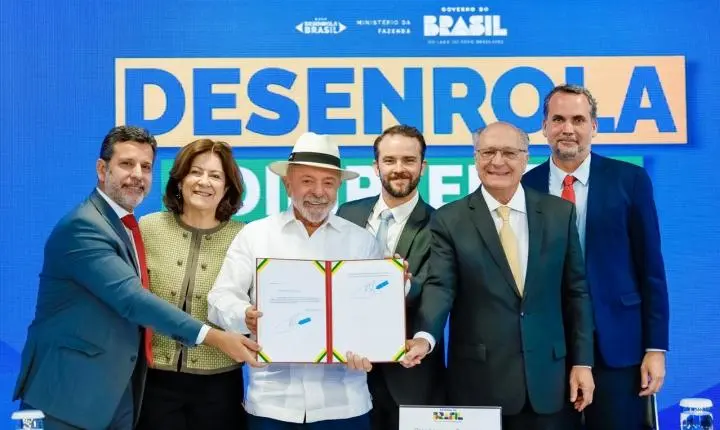 Governo amplia Desenrola e cria linhas de crédito para trabalhadores e estudantes adimplentes