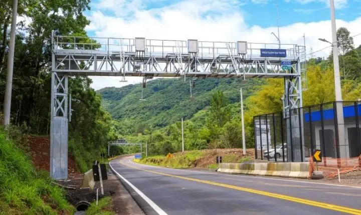 Governo federal anuncia suspensão temporária de multas do free flow e RS concentra 1,2 milhão de autuações