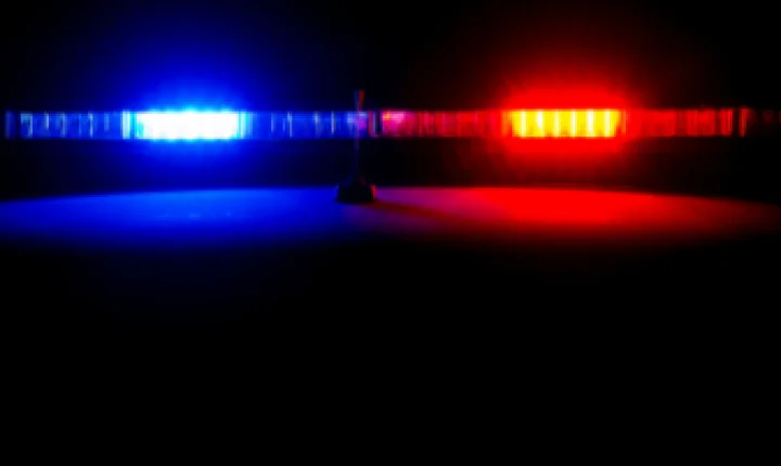 Homem é b4l34d0 após ex-companheiro da namorada invadir residência em Porto Alegre