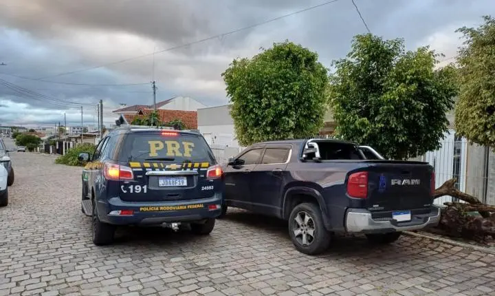 Homem é pr3s0 por violência doméstica durante viagem com destino a Porto Alegre