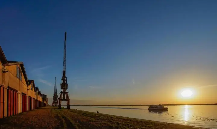 Justiça Federal mantém suspensa a emissão de licenças para mineração de areia no Guaíba