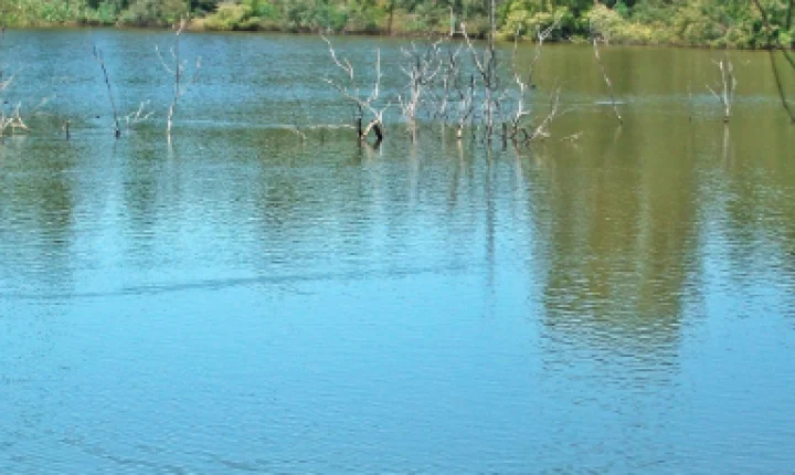 Lagoa dos Patos supera cota de inundação e deixa Rio Grande em alerta