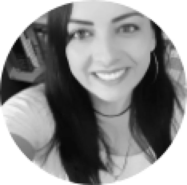 Michelle Azambuja - Educação