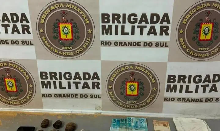 Mulher é presa por suspeita de tráfico de drogas durante operação da Brigada Militar em Butiá