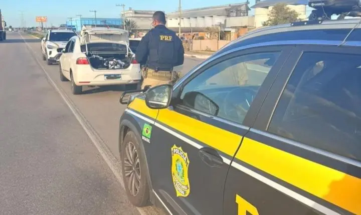 PRF prende quatro pessoas com mercadorias furtadas após abordagem na BR-116