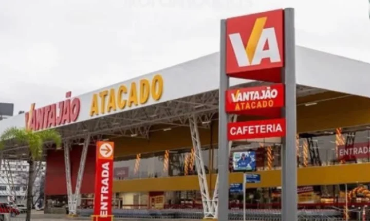 Rede de atacarejo de Caxias do Sul fecha unidade em Porto Alegre após impactos das enchentes