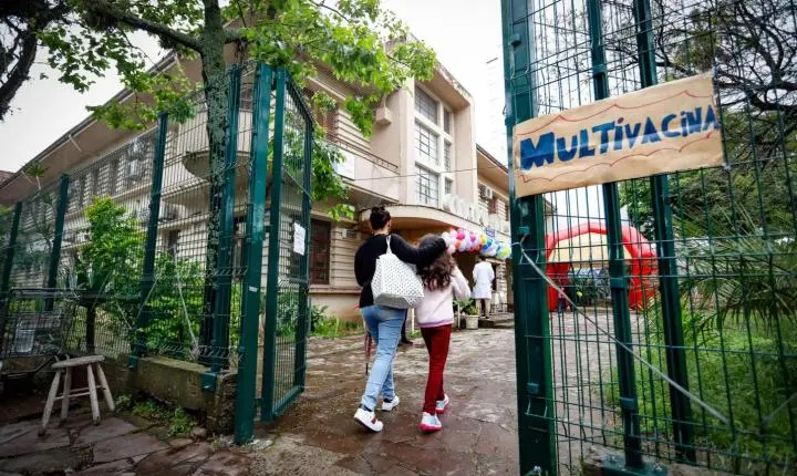 Vacinação contra HPV para jovens de 15 a 19 anos entra na última semana no RS